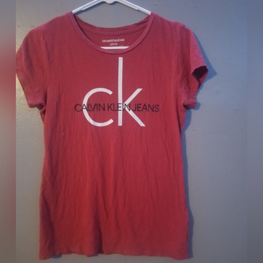 Calvin Klein tshirt